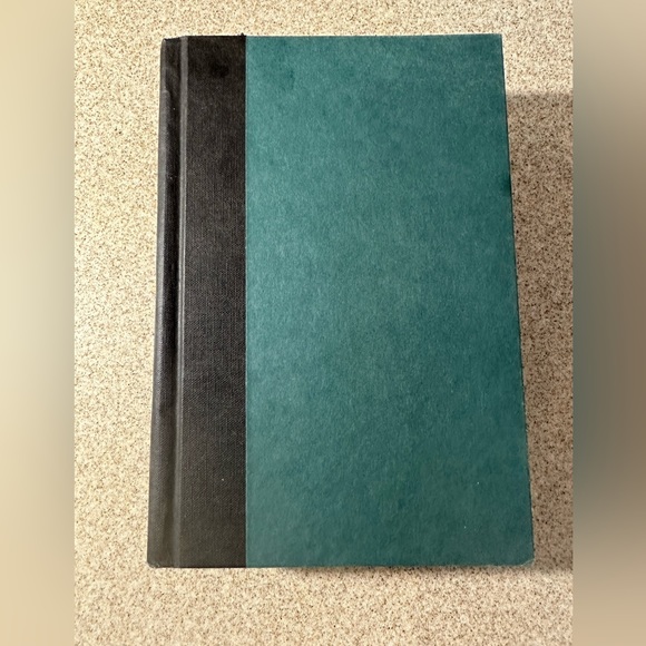 Inheritance or The Vault of Souls Book 4 Hardback - Picture 4 of 5